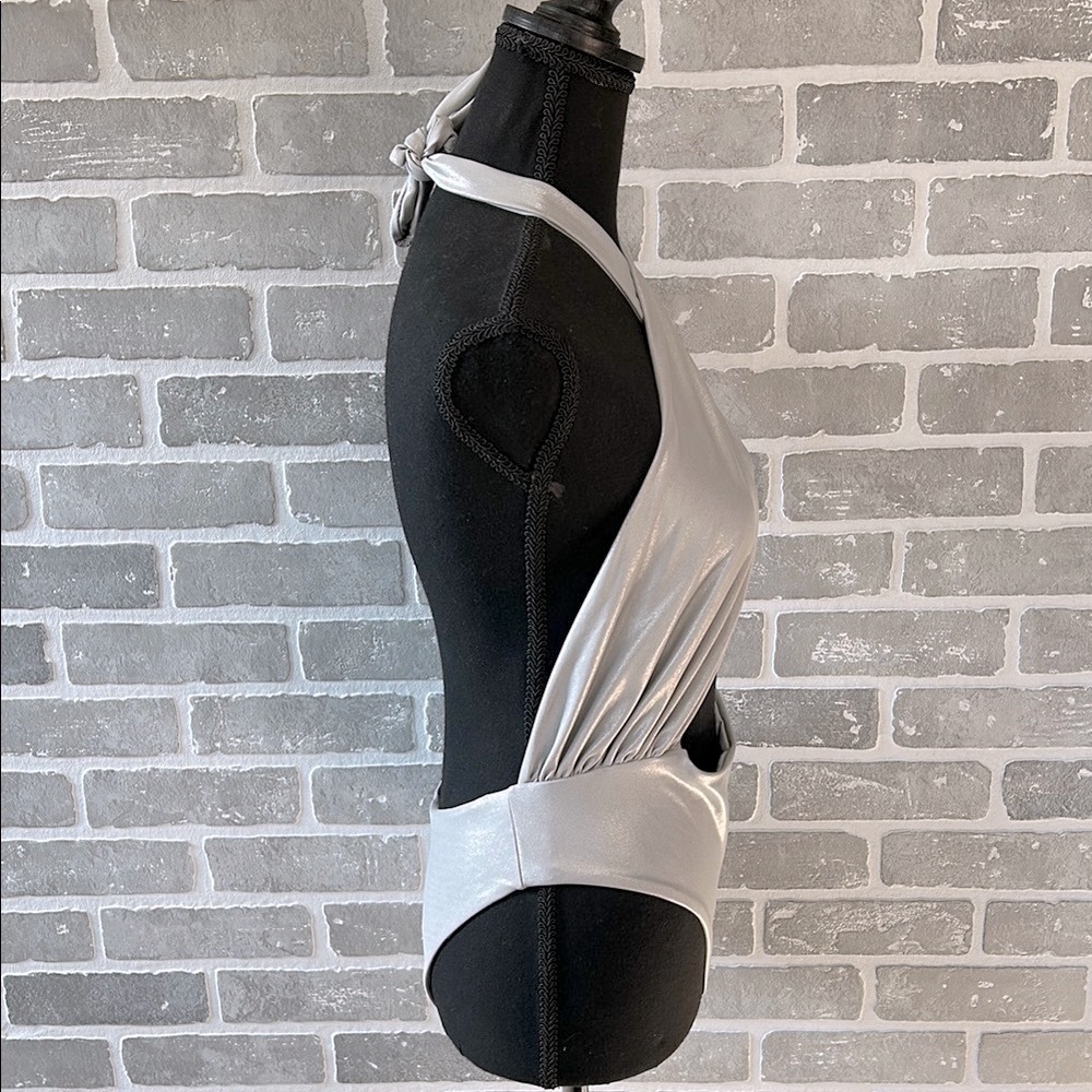 Urban Outfitters Silver Cut Out Halter One Piece Swimsuit NWT Small Y2K Metallic - Picture 4 of 8